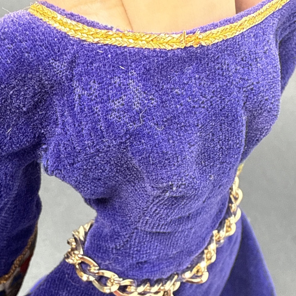 Vintage Barbie #873 GUINEVERE Theater Velvet 1960's Dress With 1 Matching Shoe - Picture 9 of 15